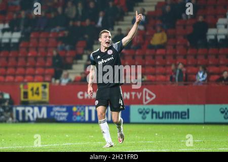 LONDON. VEREINIGTES KÖNIGREICH. 19. OKTOBER Ethan Hamilton von Accrington Stanley feiert sein Tor während des Sky Bet League 1-Spiels zwischen Charlton Athletic und Accrington Stanley am Dienstag, dem 19. Oktober 2021 im The Valley, London. (Kredit: Tom West | MI News) Kredit: MI Nachrichten & Sport /Alamy Live News Stockfoto