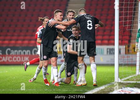 LONDON. VEREINIGTES KÖNIGREICH. 19. OKTOBER Ethan Hamilton von Accrington Stanley feiert sein Tor während des Sky Bet League 1-Spiels zwischen Charlton Athletic und Accrington Stanley am Dienstag, dem 19. Oktober 2021 im The Valley, London. (Kredit: Tom West | MI News) Kredit: MI Nachrichten & Sport /Alamy Live News Stockfoto