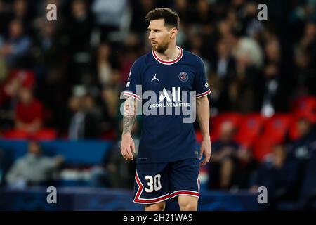 PARIS, FRANKREICH - 19. OKTOBER: Lionel Messi von Paris Saint Germain während des Spiels der Gruppe A - UEFA Champions League zwischen Paris Saint-Germain und RB Leipzig im Parc des Princes am 19. Oktober 2021 in Paris, Frankreich (Foto: Herman Dingler/Orange Pictions) Stockfoto