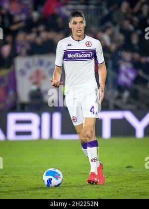 Pier Luigi Penzo Stadium, Venedig, Italien, 18. Oktober 2021, Fiorentinas Porträt Nikola Milenkovico in Aktion während des FC Venezia gegen ACF Fiorentina - Stockfoto