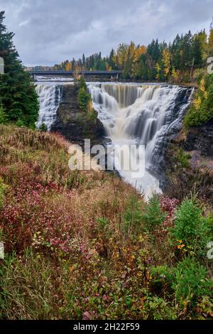 Kakabeka Falls in der Nähe von Thunder Bay Ontario ist bekannt als Niagara des Nordens. Stockfoto