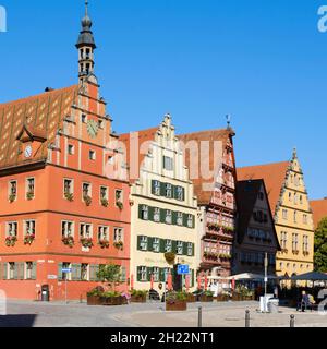 Giebelhäuser am Weinmarkt in der historischen Altstadt, Dinkelsbühl, Mittelfranken, Bayern, Deutschland Stockfoto