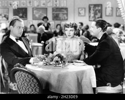 MELVYN DOUGLAS CLAUDETTE COLBERT und ROBERT YOUNG in I MET HIM IN PARIS 1937 Regisseur WESLEY RUGGLES Kostümbild Travis Banton Paramount Picturms Stockfoto