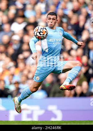 Fileboto vom 16-10-2021 von Phil Foden von Manchester City während des Spiels der Premier League im Etihad Stadium, Manchester. Joao Cancelo hat keinen Zweifel, dass Phil Foden auf dem besten Weg ist, einer der besten Spieler der Welt zu werden. Ausgabedatum: Mittwoch, 20. Oktober 2021. Stockfoto