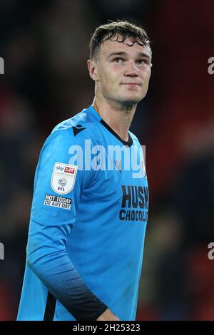 Sheffield, England, 19. Oktober 2021. Jake Cooper von Millwall beim Sky Bet Championship-Spiel in der Bramall Lane, Sheffield. Bildnachweis sollte lauten: Isaac Parkin / Sportimage Stockfoto