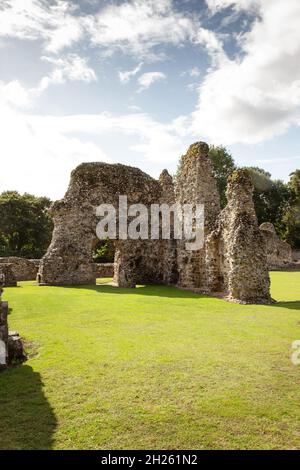 Die Ruinen von Thetford Priory sind ein Cluniac-Klosterhaus in Thetford, Norfolk, England Stockfoto