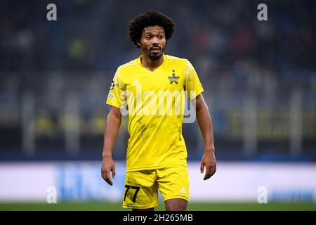 Mailand, Italien. 19. Oktober 2021. Bruno vom FC Sheriff Tiraspol schaut während des UEFA Champions League Fußballspiels zwischen dem FC Internazionale und dem FC Sheriff Tiraspol auf. Kredit: Nicolò Campo/Alamy Live Nachrichten Stockfoto