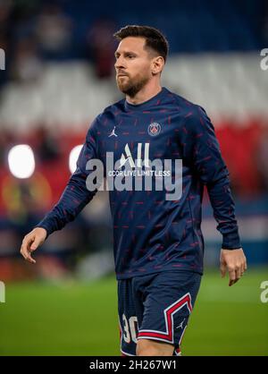 PARIS, FRANKREICH - 19. OKTOBER: Lionel Messi von Paris Saint-Germain während der UEFA Champions League-Gruppe Ein Spiel zwischen Paris Saint-Germain und RB Leip Stockfoto