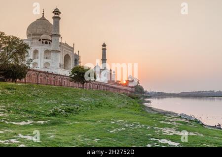 Taj Mahal in Agra bei Sonnenuntergang, Indien Stockfoto