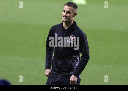 Reading, Großbritannien. Oktober 2021. Jerry Yates #9 von Blackpool kommt am 10/20/2021 im Select Car Leasing Stadium in Reading, Großbritannien, an. (Foto von Mark Cosgrove/News Images/Sipa USA) Quelle: SIPA USA/Alamy Live News Stockfoto