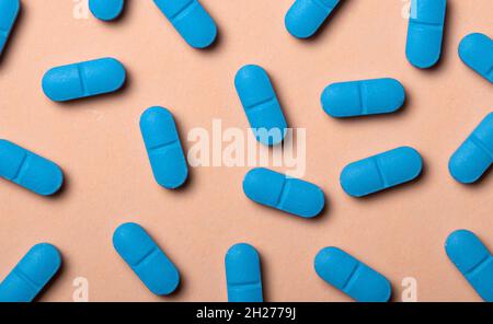Foto von oben von Pillen, Medikamenten und Kapseln. Stockfoto