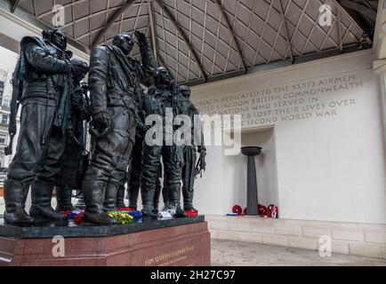 The Royal Air Force Bomber Command Memorial Green Park, London, England, Großbritannien. Stockfoto