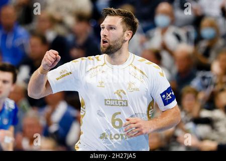 Kiel, Deutschland. Oktober 2021. Handball: Champions League, THW Kiel - Pick Szeged, Gruppenphase, Gruppe A, Matchday 6, Wunderino Arena. Kieler Harald Reinkind jubelt nach einem Tor. Quelle: Frank Molter/dpa/Alamy Live News Stockfoto