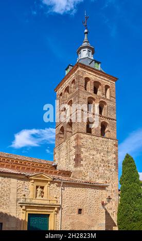 San Andres Kirche, auf dem Plaza de la Merced Platz. Segovia, Spanien. Stockfoto