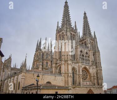 Burgos, Spanien - 16. Oktober 2021: Die Santa Maria Kathedrale von Burgos, Kastilien und Leon Stockfoto