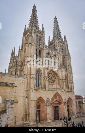 Burgos, Spanien - 16. Oktober 2021: Die Santa Maria Kathedrale von Burgos, Kastilien und Leon Stockfoto