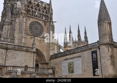 Burgos, Spanien - 16. Oktober 2021: Die Santa Maria Kathedrale von Burgos, Kastilien und Leon Stockfoto