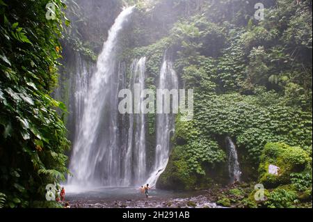 Tiu Kelep Wasserfall, Sendang Gile, Lombok, Indonesien Stockfoto