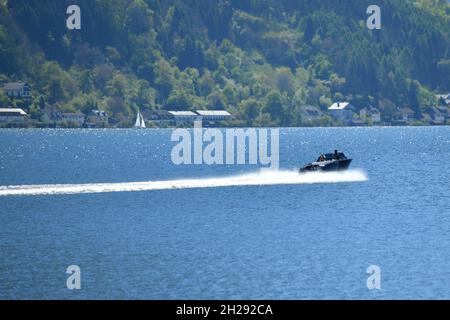 motorboot traunsee mieten