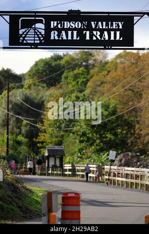 Das Zeichen des Hudson Valley Rail Trail über den Trail Kopf in Highland.New York.USA Stockfoto