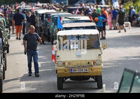 Treffen von Steyr-Puch Haflinger Geländewagen in Bad Ischl, Österreich, Europa - Treffen der Steyr-Puch Haflinger Geländewagen in Bad Ischl, Austr Stockfoto