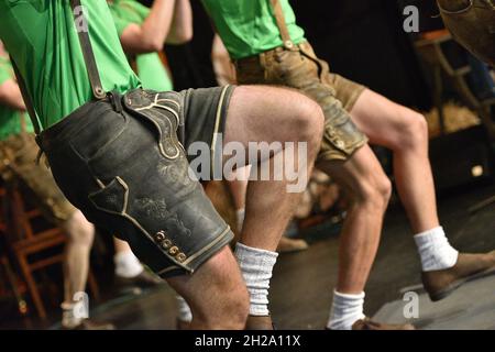 Schuhplatten und Schuhplatten - Schuhplatten Stockfoto