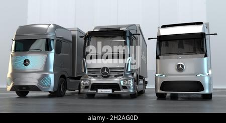 Elektro-Lkw in einem Atelier für Mercedes-Benz Elektromobilität Stockfoto