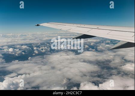 Wolken aus einem Flugzeug gesehen, Deutschland Stockfoto