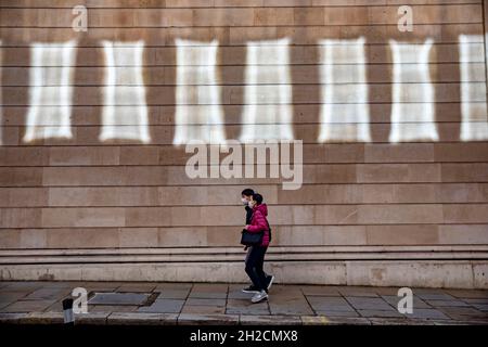 Bild zeigt: Nachrufe an der Mauer der Bank of England in der City of London Bild von Gavin Rodgers/ Pixel8000 Stockfoto