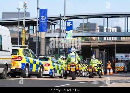 Glasgow, Schottland, Großbritannien. Oktober 2021. COP26 - Polizei übt Fahrzeugbegleiter auf dem Scottish Event Campus vor der UN-Klimakonferenz Quelle: Kay Roxby/Alamy Live News Stockfoto