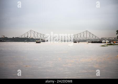 Schöne Aussicht auf die Howrah-Brücke, Kalkutta, Indien Stockfoto