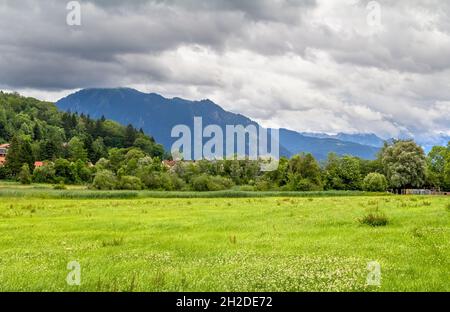 Idyllische Landschaft rund um Immenstadt, einer Stadt im Oberallgäu in Bayern, Deutschland Stockfoto