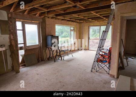 Farm Cottage wird renoviert, High Bickington, Devon, England, Vereinigtes Königreich. Stockfoto