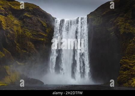 Skógafoss Wasserfall in Island Stockfoto