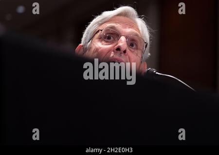 Washington, USA. Oktober 2021. DER US-Justizminister Merrick Garland erscheint vor der Anhörung des Justizausschusses des US-Justizministeriums auf dem Capitol Hill in Washington, DC, USA, am 21. Oktober 2021. (Foto von Pool/Sipa USA) Quelle: SIPA USA/Alamy Live News Stockfoto