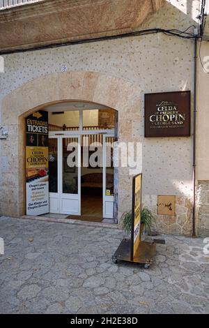 Eintritt zum Frederic Chopin und George Sand Museum. Valldemossa, Mallorca, Spanien 30.09.2019 Stockfoto