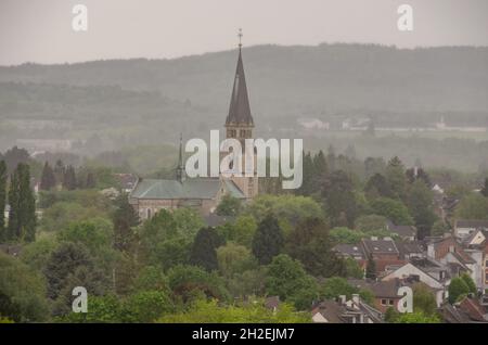 Aachen Eilendorf-St. Severin ist eine katholische Kirche in Aachen-Eilendorf. Stockfoto