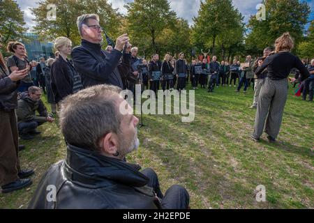 Malieveld. Lange Vijverberg. Repräsentantenhaus. Hofvijver. Donnerstag, 14. Oktober 2021. Am vierten Tag der Klimaaktivitäten, Extinction Reb Stockfoto