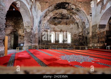 Im Inneren der hagia sophia-Moschee in iznik. Architektonische Details der alten Kirche und bedeckt zur islamischen Moschee durch frühe Stufe des Ottomanen Reiches. Stockfoto