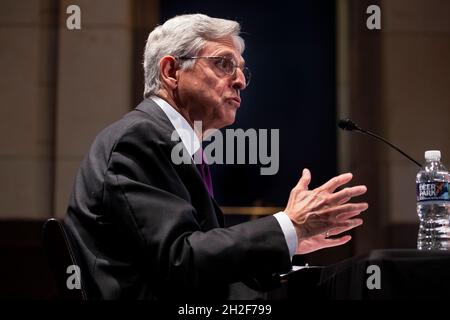 Washington, DC, USA. Oktober 2021. DER US-Justizminister Merrick Garland erscheint vor der Anhörung des Justizausschusses des US-Justizministeriums auf dem Capitol Hill in Washington, DC, USA, am 21. Oktober 2021. Kredit: dpa/Alamy Live Nachrichten Stockfoto