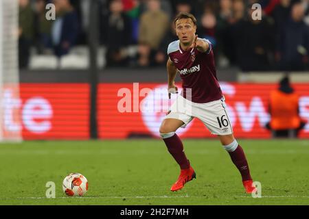 London Stadium. London, Großbritannien. Oktober 2021. Europa League Football, West Ham United gegen KRC Genk; Mark Noble von West Ham United Credit: Action Plus Sports/Alamy Live News Stockfoto