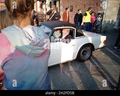 Mailand, Italien. Oktober 2021. TROFEO MILANO, ein Wettbewerb für Oldtimer und Motorräder, der vom C.M.A.E., Club Milanese Automotoveicoli d'Epoca, organisiert wird. Stockfoto