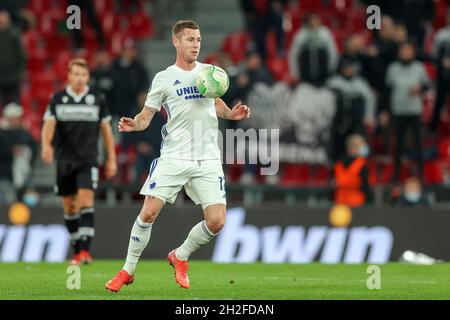 Kopenhagen, Dänemark. Oktober 2021. Lukas Lerager (12) vom FC Kopenhagen beim Spiel der UEFA Europa Conference League zwischen dem FC Kopenhagen und dem PAOK FC im Park in Kopenhagen. (Foto: Gonzales Photo/Alamy Live News Stockfoto