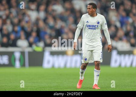 Kopenhagen, Dänemark. Oktober 2021. Luther Singh (7) vom FC Kopenhagen während des UEFA Europa Conference League-Spiels zwischen dem FC Kopenhagen und dem PAOK FC im Park in Kopenhagen. (Foto: Gonzales Photo/Alamy Live News Stockfoto