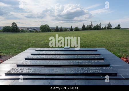 Gedenktafel an der Neunten Festung, an der Juden in Litauen und Europa von den Nazis - Kaunas, Litauen - getötet wurden Stockfoto