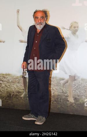 Rom, Italien. Oktober 2021. Rome Cinema Fest 2021, Rome Film Fest, Photocall des Films 'All the fault of Paradise'. Im Bild: Alessandro Haber Kredit: Unabhängige Fotoagentur/Alamy Live News Stockfoto