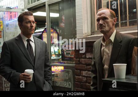 TOBY HUSS und JOHNNY DEPP in CITY OF LIES (2018), Regie: BRAD FURMAN. Kredit: GUTE FILME / Album Stockfoto