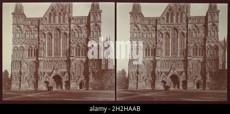 Salisbury Cathedral, Salisbury, Wiltshire, Wiltshire, 1913. Stereoskopische Ansicht der Westfront der Salisbury Cathedral. Stockfoto