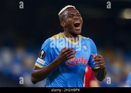 Der nigrische Stürmer von SSC Napoli, Victor Osimhen, während des europa-League-Spiels SSC Napoli - Legia Warsaw, im Diego Armando Maradona-Stadion, Süditalien, am 21. Oktober 2021. Stockfoto