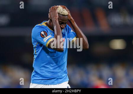 Der nigrische Stürmer von SSC Napoli, Victor Osimhen, während des europa-League-Spiels SSC Napoli - Legia Warsaw, im Diego Armando Maradona-Stadion, Süditalien, am 21. Oktober 2021. Stockfoto